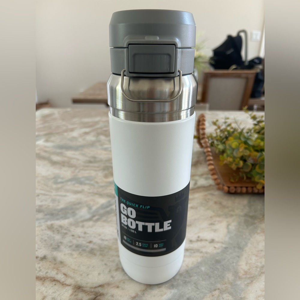 White Stanley 30 oz Go bottle